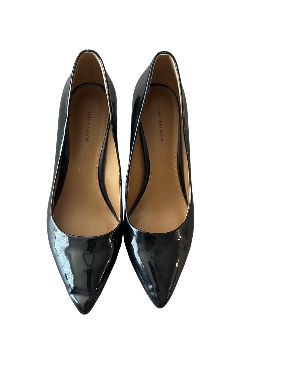 Black Patent Pointed Pumps with Sleek Silhouette Block Heel